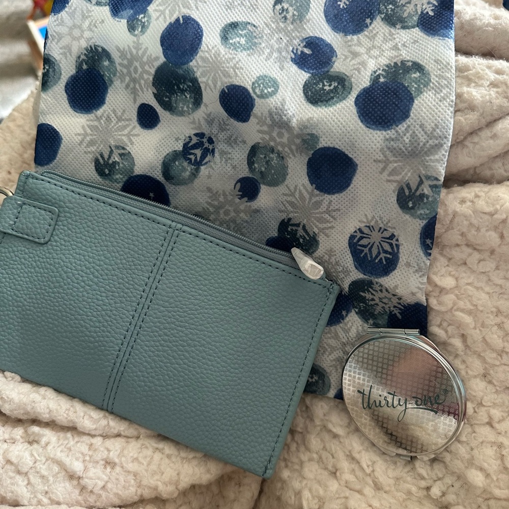 Thirty-One Hello Happy Bag - Picture 2 of 6